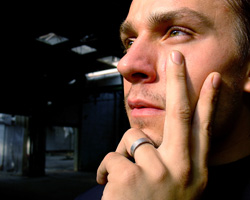 distrusting-man