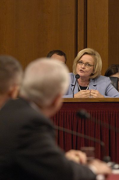 398px-Claire_McCaskill,_Senate_photo,_speaking_during_a_committee_meeting,_January_12,_2007
