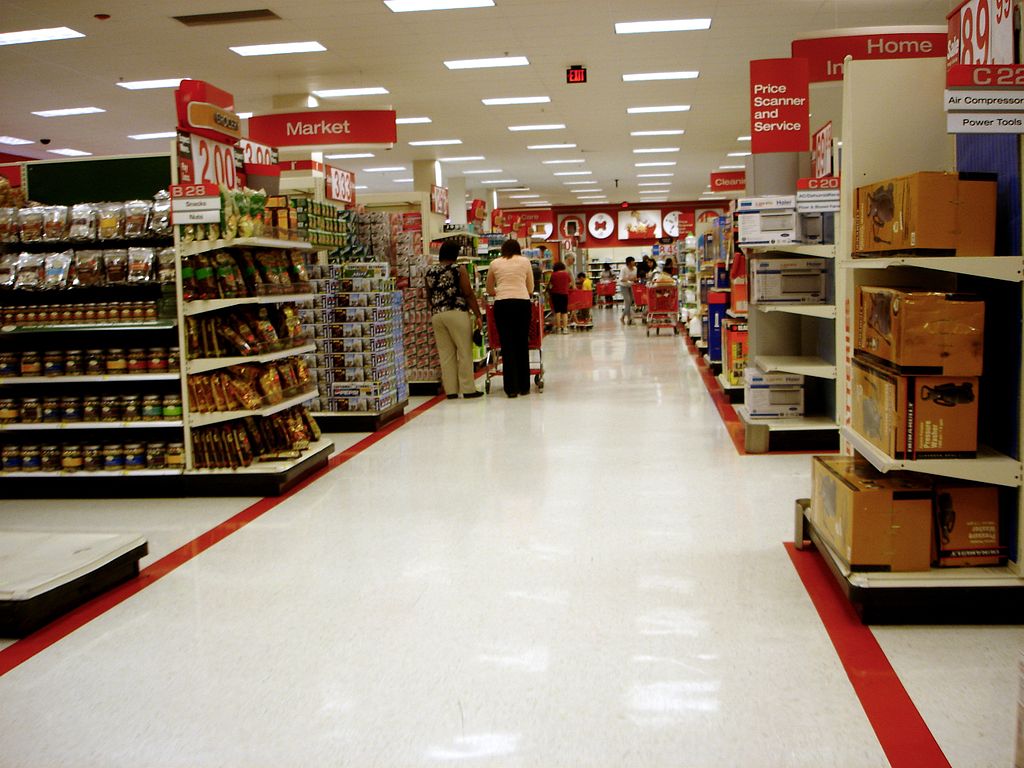 1024px-Target_interior