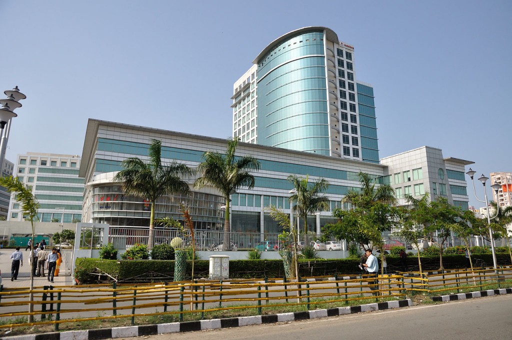 1280px-DLF_IT_Park_-_Rajarhat_2012-04-11_9380