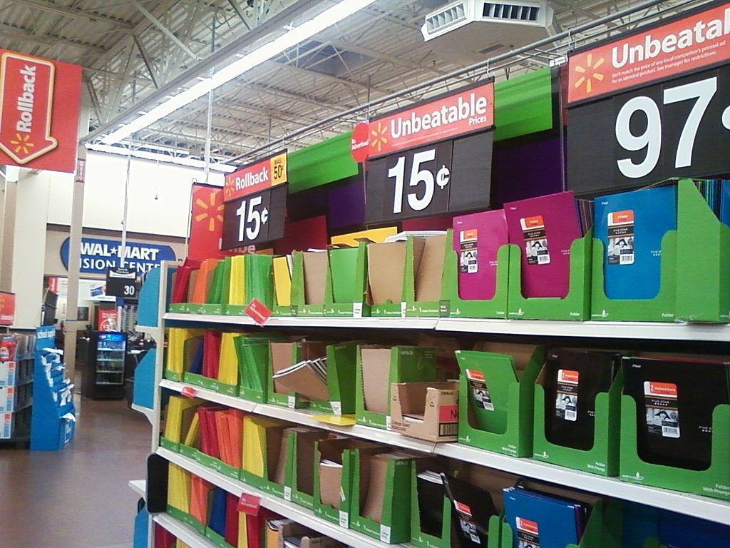1024px-15-cent_prices_on_notebooks_at_Walmart
