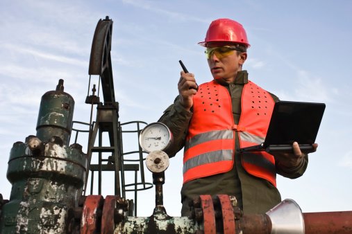 oil rig worker