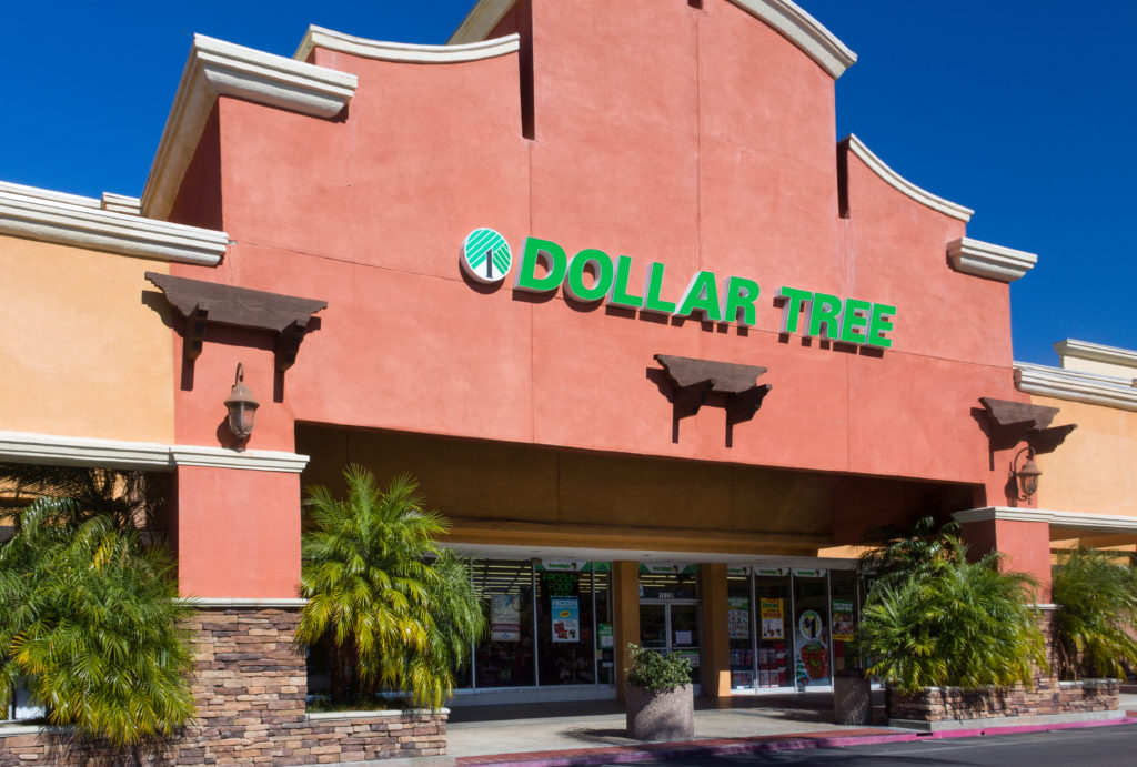 Dollar Tree Store Exterior
